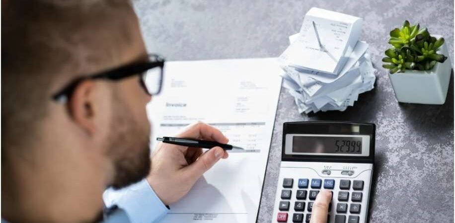 How to Reduce Business Expenses Without Hurting Growth